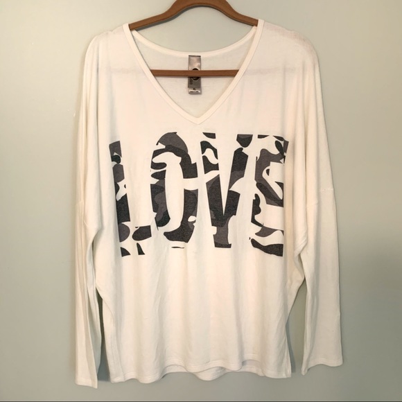 Go Couture Camo Love Dolman Long Sleeve V Neck XL - Picture 3 of 7